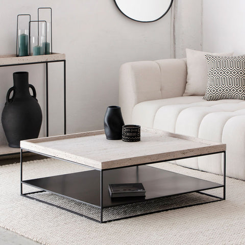 Table basse design en métal noir et travertin – Collection Noctara
