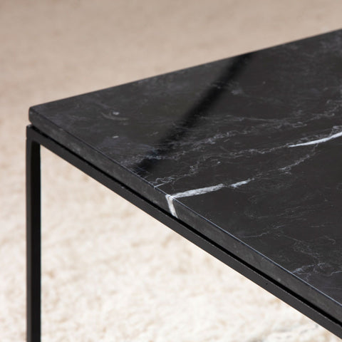 Table Basse Rectangulaire – Piètement Noir et Plateau en Marbre (Plusieurs Dimensions)