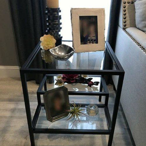 Table d’Appoint – Élégance et Fonctionnalité pour Intérieur Moderne