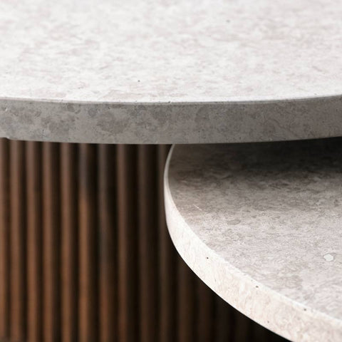 Tables basses en hêtre massif et travertin – Design contemporain Altura