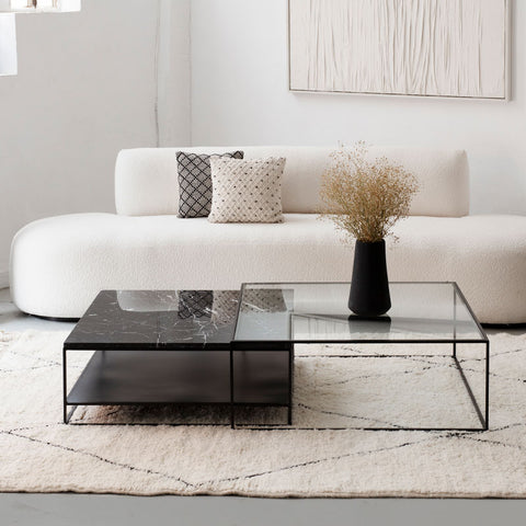 Ensemble de deux tables basses en marbre noir
