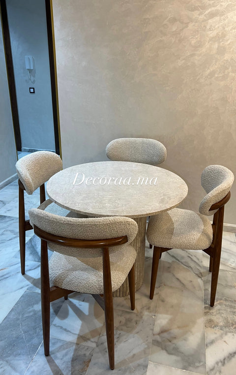 Table à manger MELORIA – Plateau en travertin Volubilis avec 4 chaises