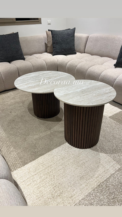 Table Basse DUO – Céramique Effet Travertin avec 2 Socles en Bois Massif Hêtre