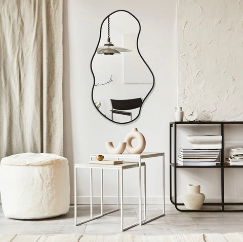 Onyra – Miroir Mural Décoratif en Skaï Noir