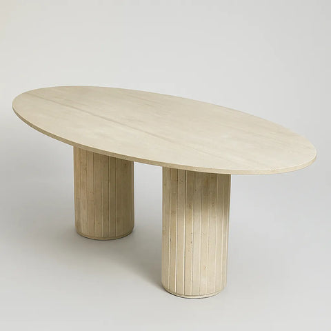 Table à Manger en Travertin Forme Gélule – Design Moderne & Pierre Naturelle | TRAVIA