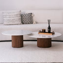 Ensemble de Deux Tables Basses avec Plateau en Marbre Blanc et Structure en Bois Massif