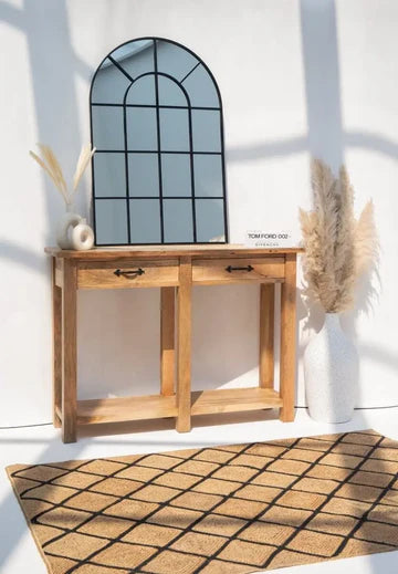 Miroir Noir à Contour Arqué – Style Minimaliste et Raffiné