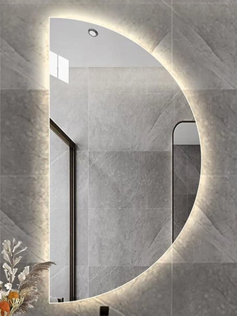 Miroir lumineux au style épuré et moderne