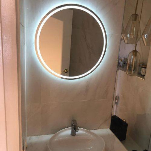 Miroir rond design “DUNEA” pour salle de bain moderne