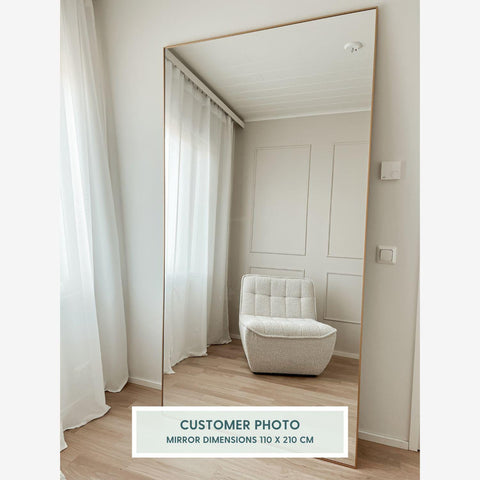 Miroir pleine hauteur au design luxueux