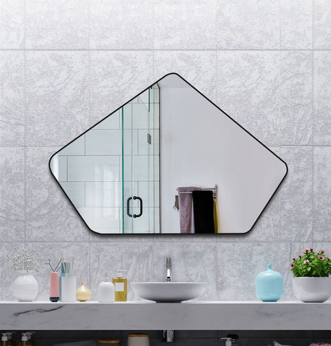 Miroir de salle de bain à forme libre et naturelle