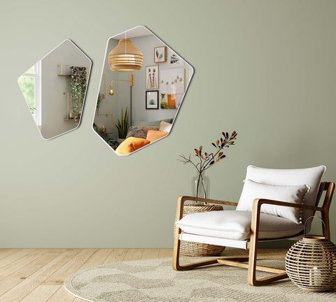 Miroir de salle de bain à forme libre et naturelle